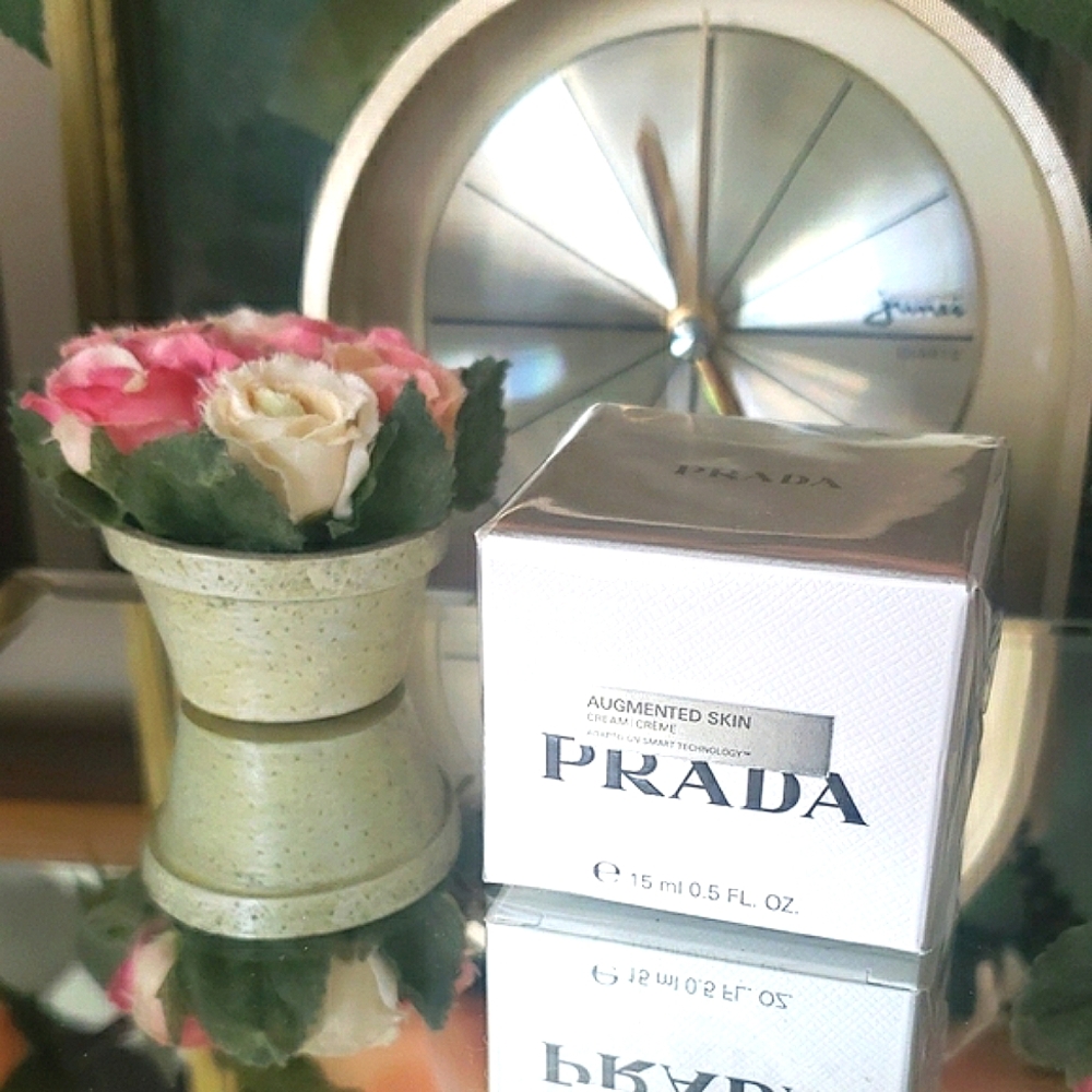 Prada Augmented Skin Cream 15 ml 0.5 FL OZ. - Picture 2 of 5